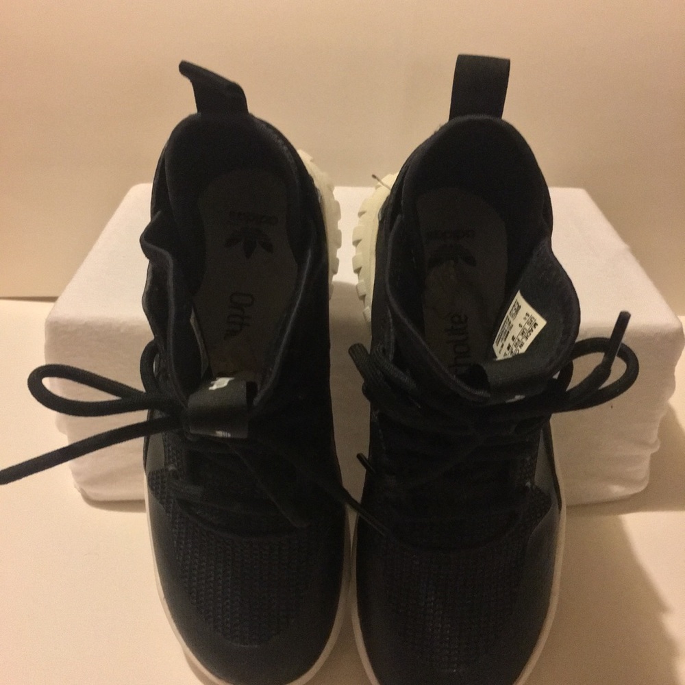 Adidas - Picture 5 of 5